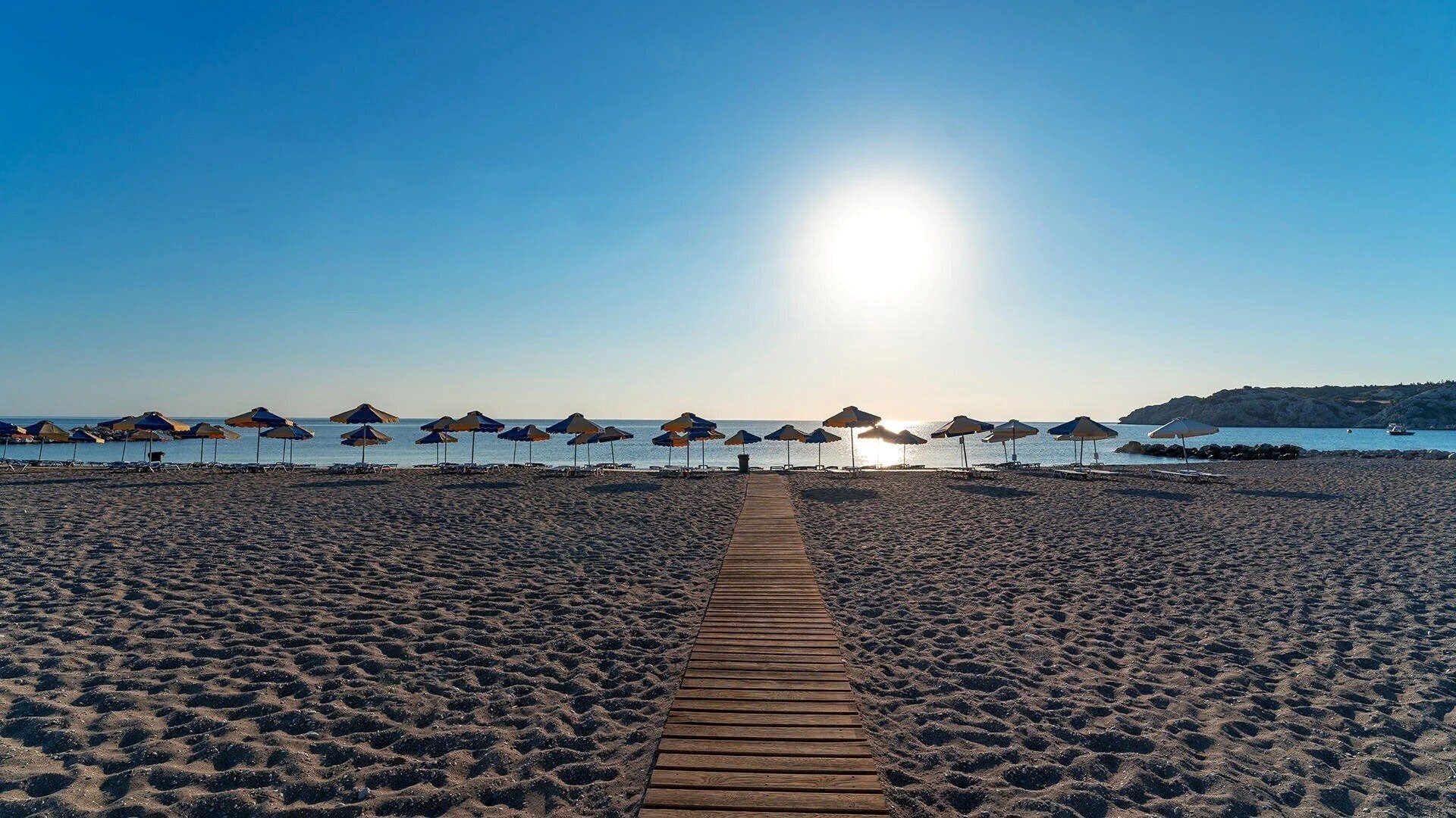 Фото Myrina Beach 4*